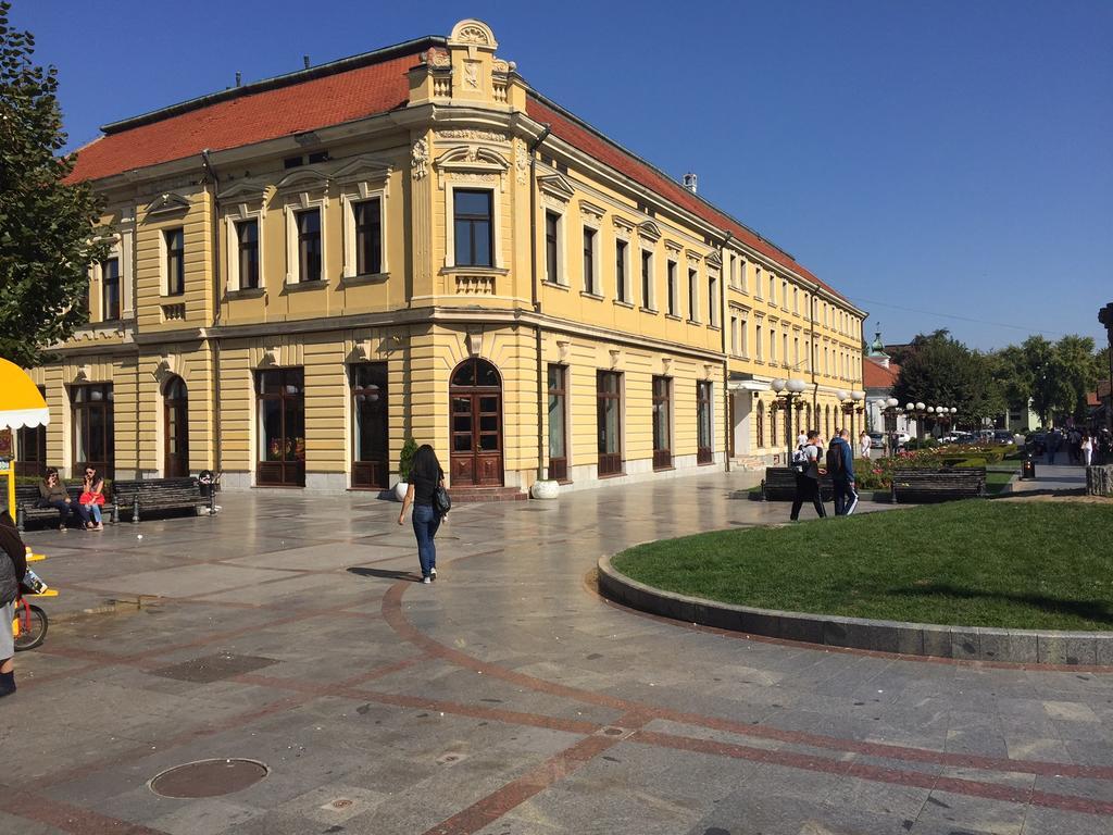 Hotel Grand Valjevo Bagian luar foto