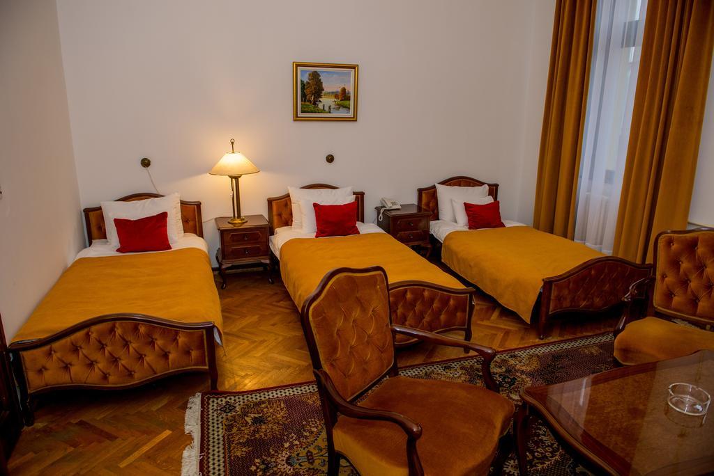 Hotel Grand Valjevo Bagian luar foto