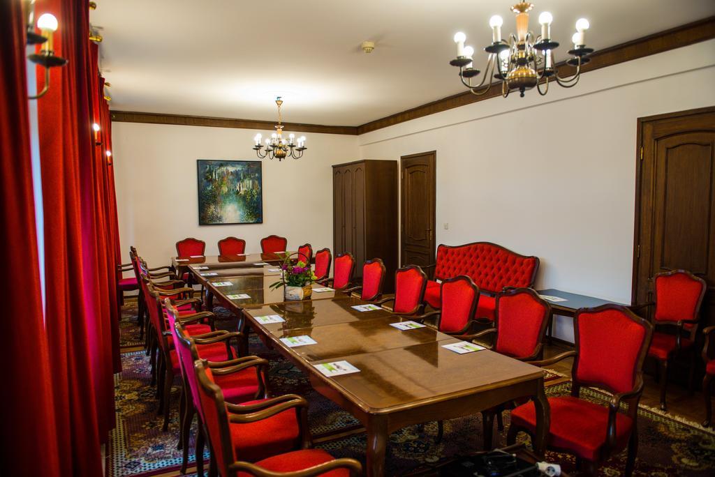 Hotel Grand Valjevo Bagian luar foto