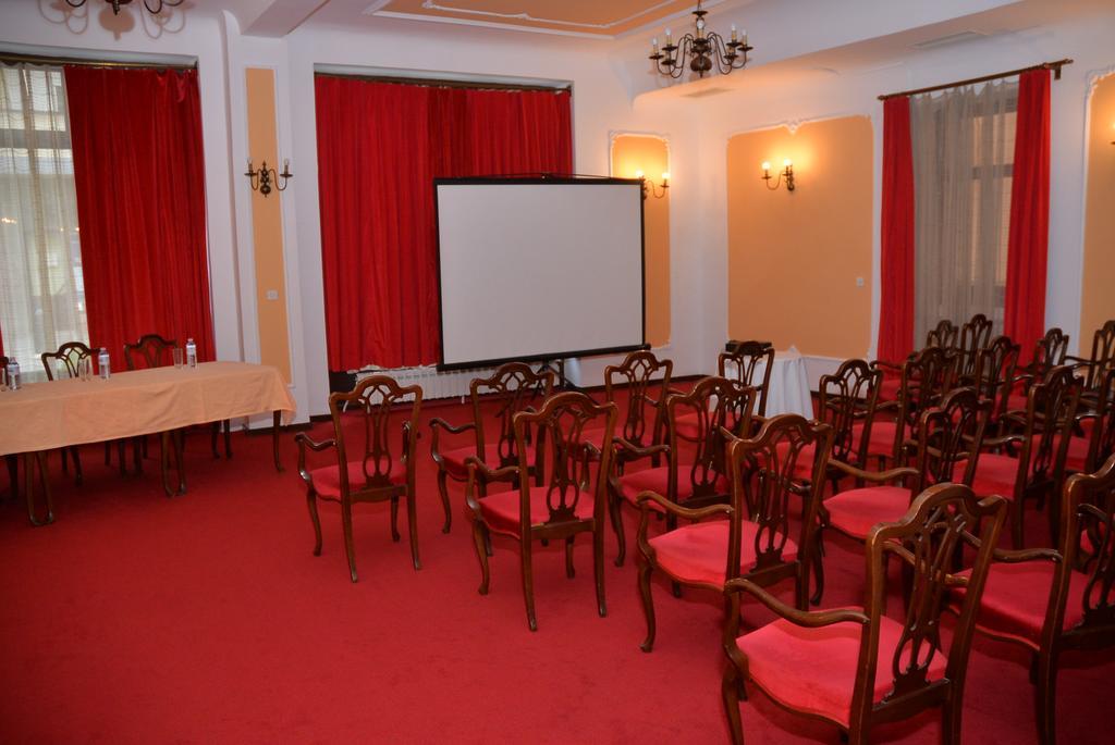 Hotel Grand Valjevo Bagian luar foto