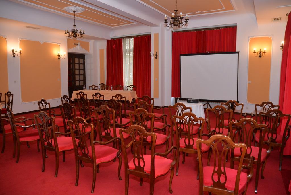Hotel Grand Valjevo Bagian luar foto