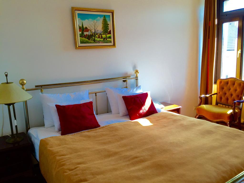 Hotel Grand Valjevo Bagian luar foto